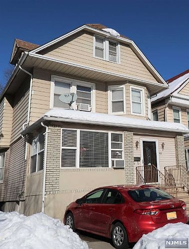 1st image of 48 Clifford St