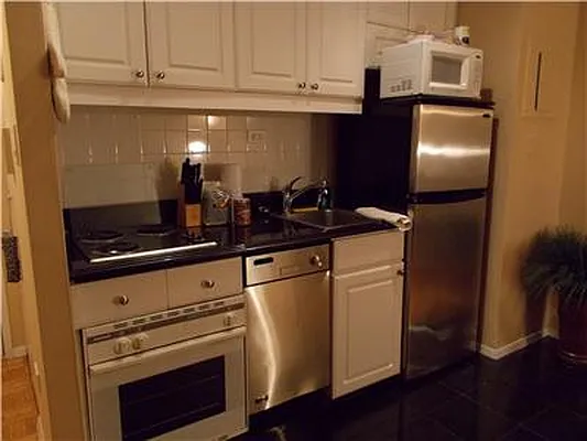 Sold by Empire State Properties | media 2