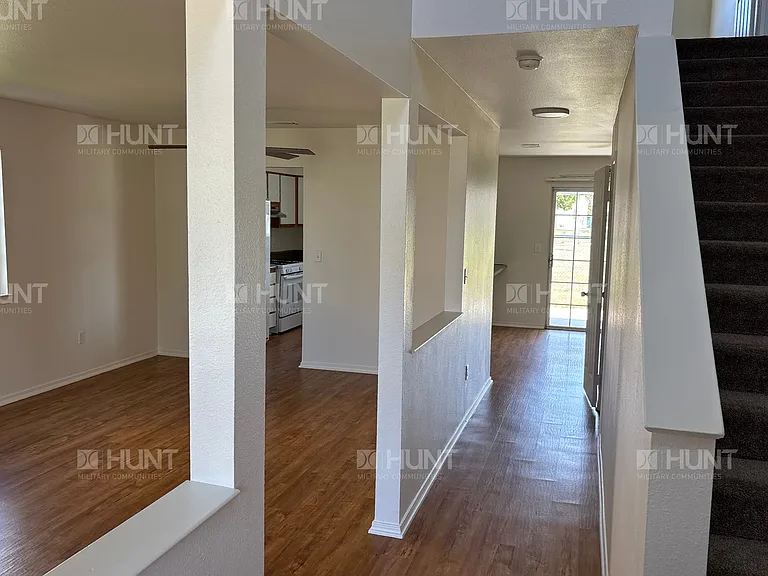 208 Masan Ct — Photo 17