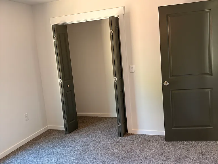 213 N Florida Ave — Photo 17