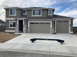 2745 Ketch Rd, Richland, WA 99354