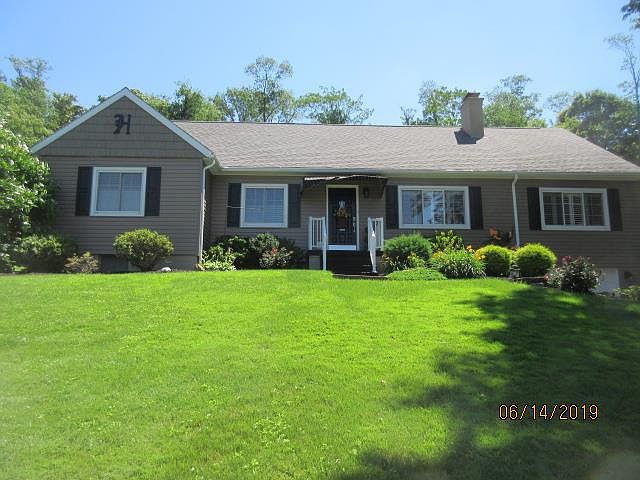 1st image of 1209 Robin Dr