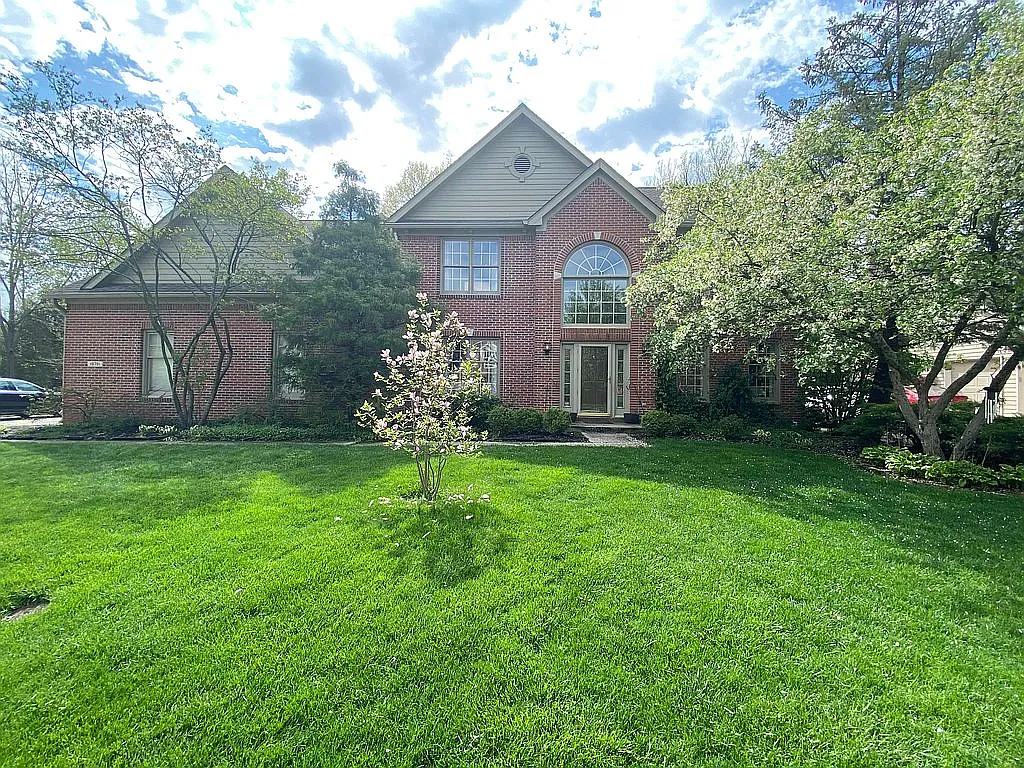 10791 Woodmont Ln photo 1