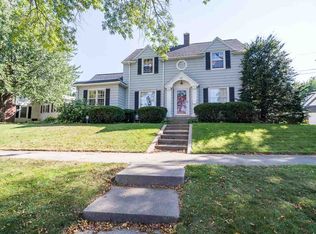 235 Columbia Cir, Waterloo, IA 50701