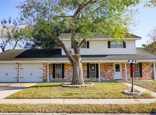 201 Bristol Ct, Victoria, TX 77904