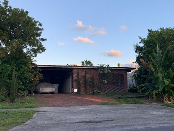 2nd image of 36 NE 18th Ave