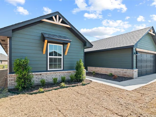 10648 SW 18th St, Yukon, OK 73099