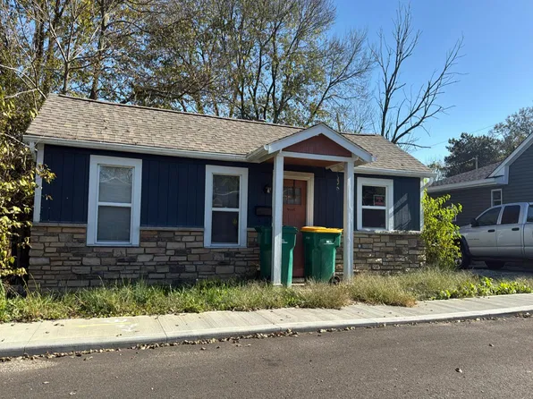 70 Jackson St, West Jefferson, OH 43162