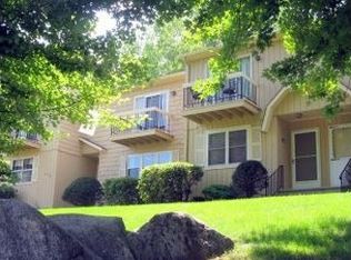 4 Deer Run, Bethel, CT 06801