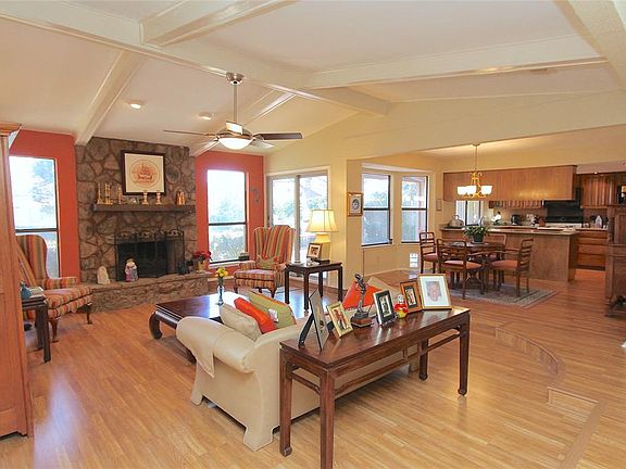 4th image of 3914 Firethorn Dr