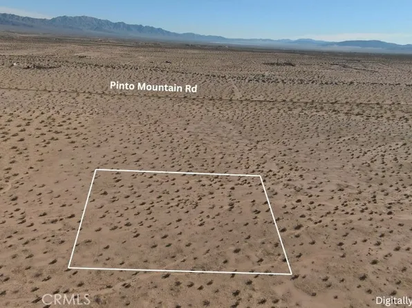 5522 Pinto Mountain Rd, Twentynine Palms, CA 92277