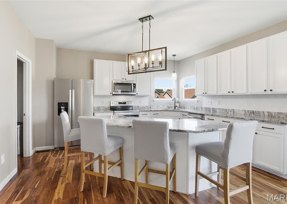 152 Forest Oaks Dr, Caseyville, IL 62232 | MLS #26036888 | Zillow