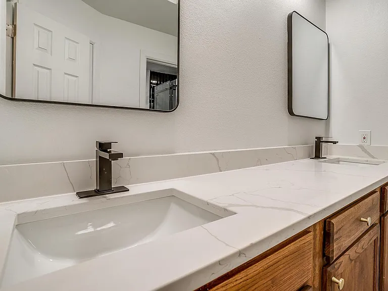 4107 Shamrock Dr — Photo 27