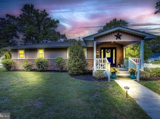 1667 Grandview Rd, Pasadena, MD 21122