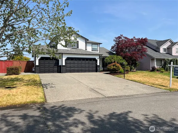13703 68th Avenue Ct E, Puyallup, WA 98373