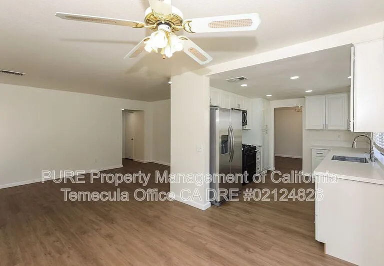 39625 Almansa Ct — Photo 6