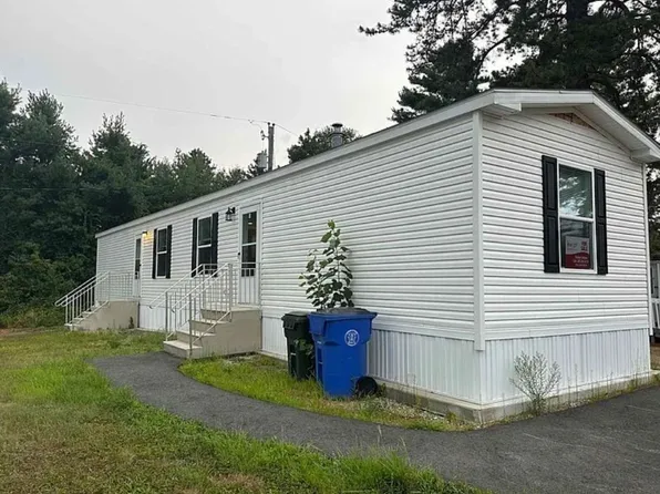 40 Pinyon Pl, Londonderry, NH 03038