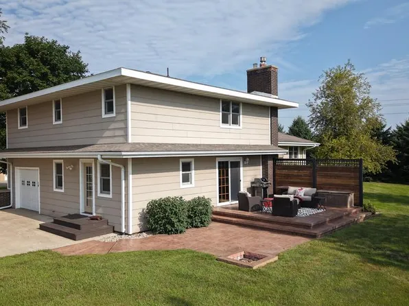2516 380th St, Dayton, IA 50530