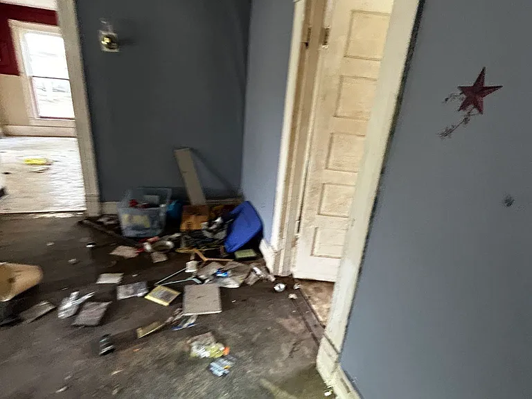 106 Locust St — Photo 7