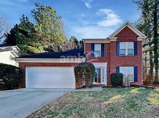 325 Windsong Dr, Greenville, SC 29615