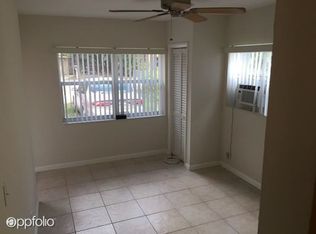 1910 SW 8th St, Fort Lauderdale, FL 33312