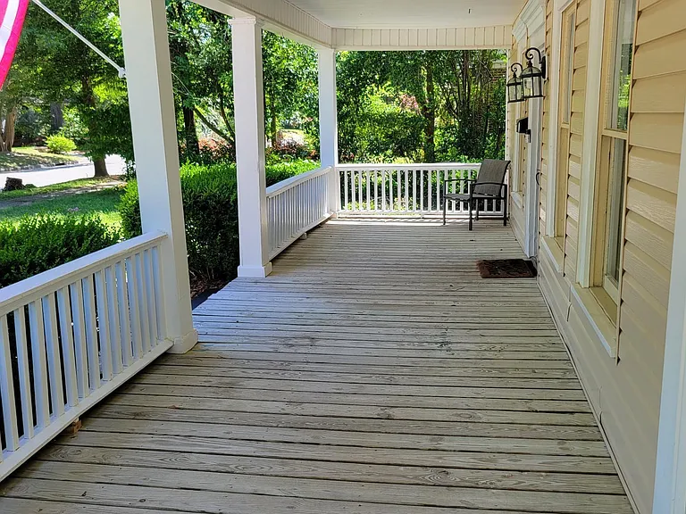 1205 Maple St — Photo 18