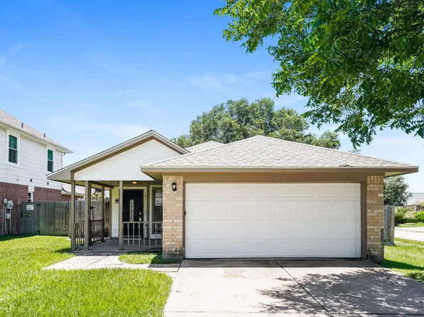 6395 Crossway Dr, Houston, TX 77084