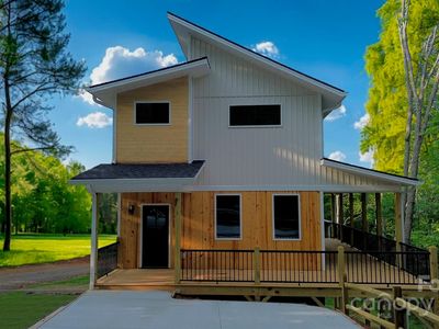 139 Blossom Rdg, Leicester, NC, 28748