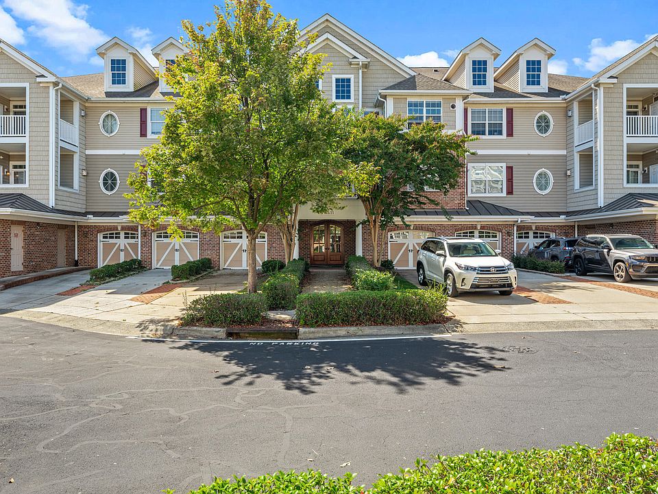 1st image of 10411 Rosegate Ct Unit 203