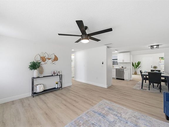 4th image of 4760 SEVILLE DRIVE