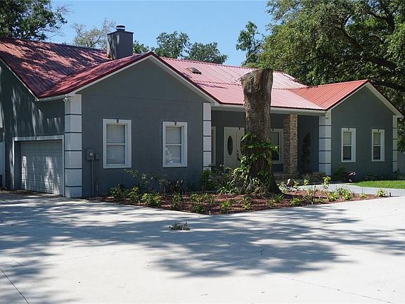2nd image of 3005 Pemberton Trace Ct