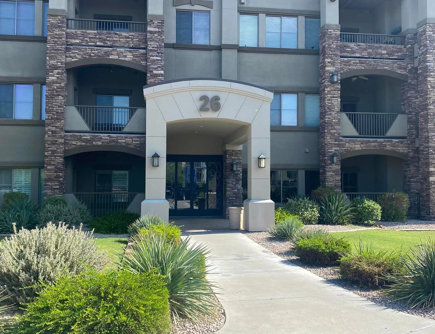 2 bed, 1246 sqft, $2,300 — Photo 2