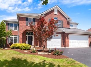 39W490 S Mathewson Ln, Geneva, IL 60134