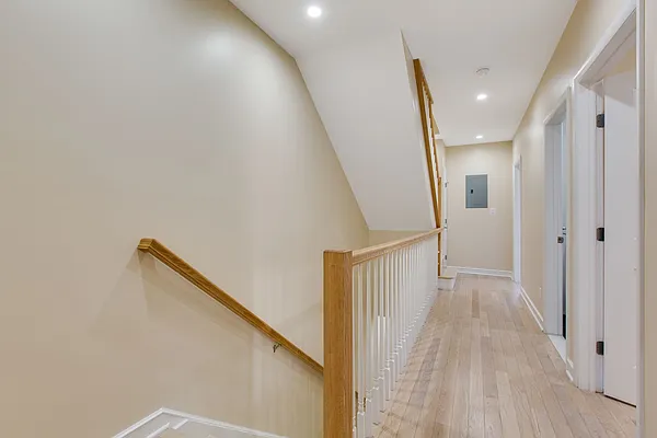 Rented by Compass | media 11