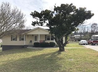 Springfield Dr, La follette, TN 37766