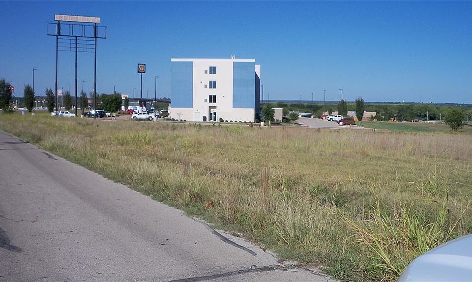1st image of 2215 Weedn Blvd