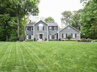 1342 W Eastman Ln, Hamilton Twp, OH