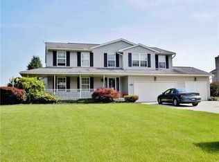 18450 W Sugar View Dr, Elmore, OH 43416