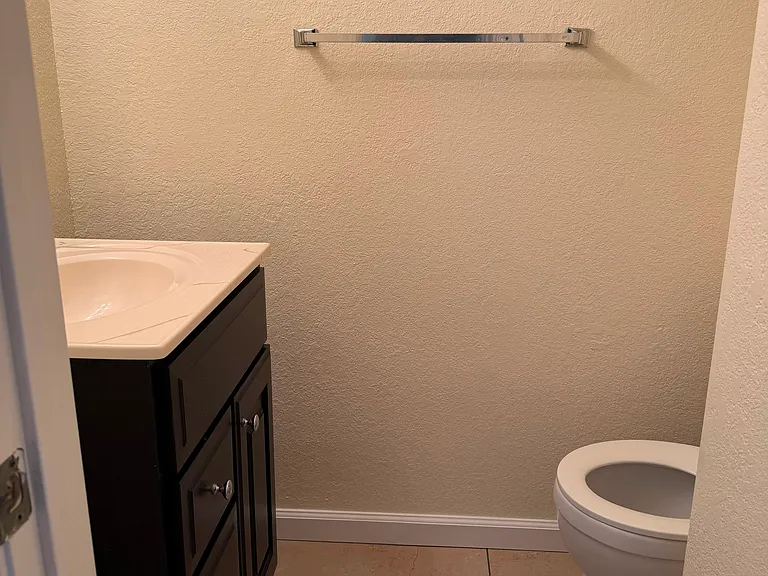 5109 Shalimar Cir — Photo 4