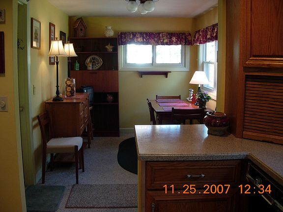 kitchen into breakfast room