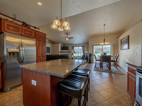 5th image of 1821 Wasilla Ln