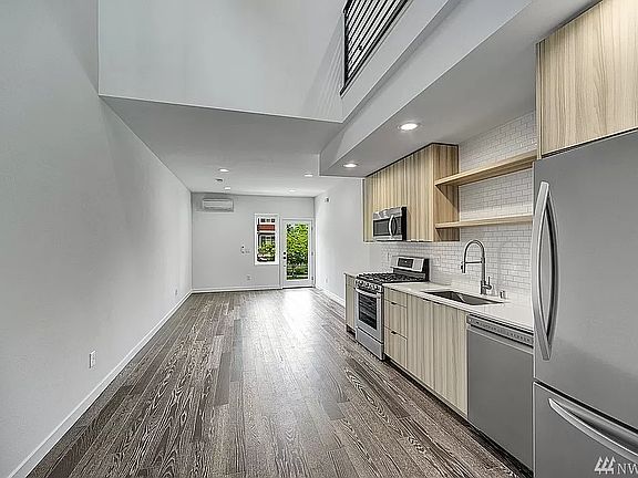4th image of 1556 NW 58th St #1556