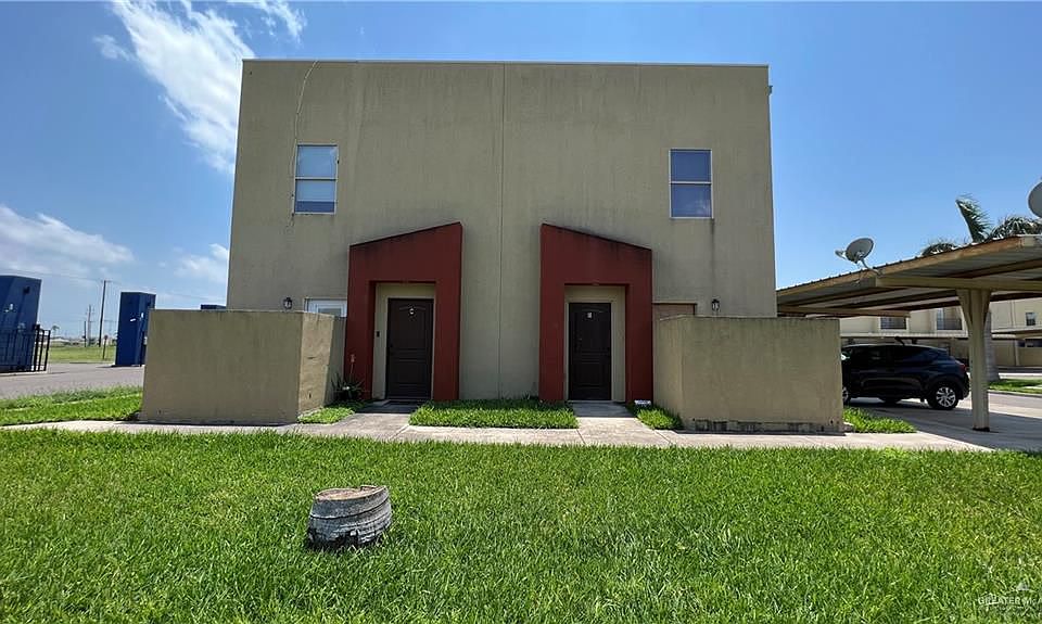 1st image of 1320 Daffodil Ave #D
