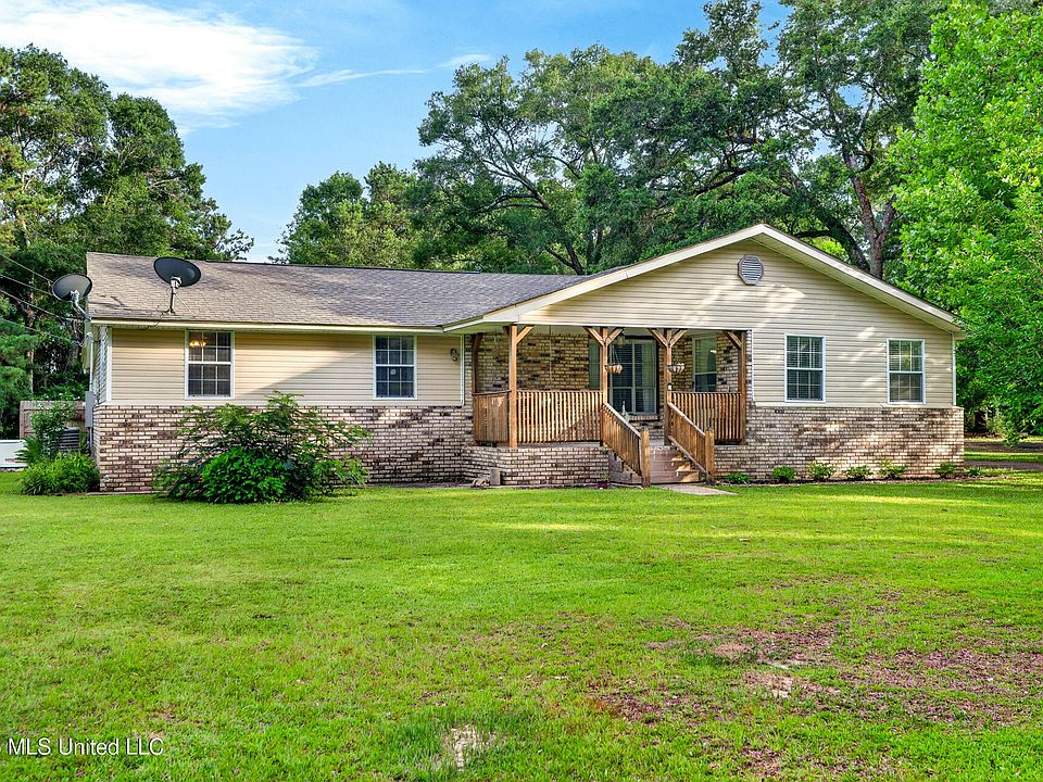 1st image of 18 Gale Davis Rd