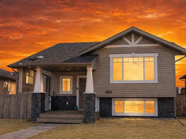 356 N Kingston Dr, Red Deer, AB T4P 0H2