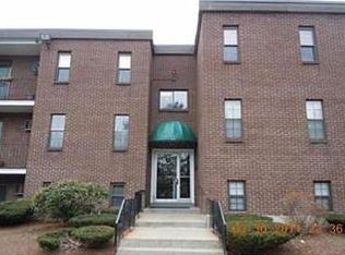 11 Riverside Ave APT 106, Danvers, MA 01923