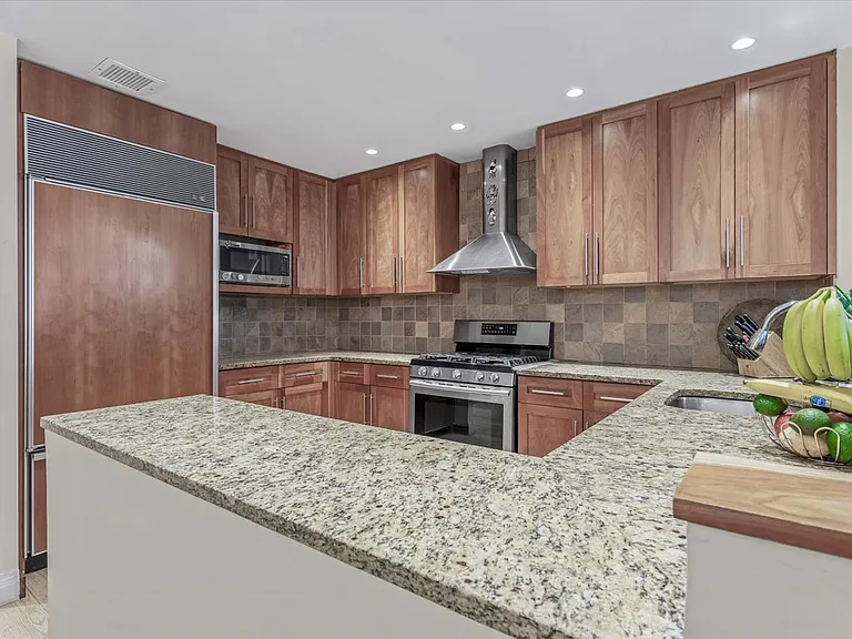 107 W 89th St #GB — Photo 14