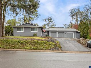 542 NW Douglas St, Dallas, OR 97338
