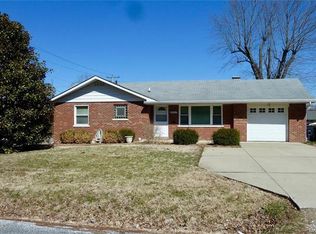 6111 W Washington St, Belleville, IL