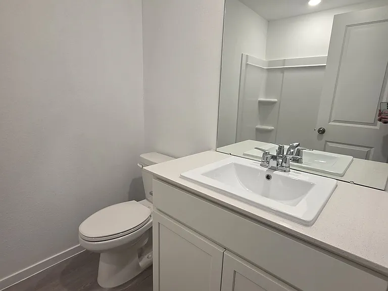 401 Lucia Way — Photo 12